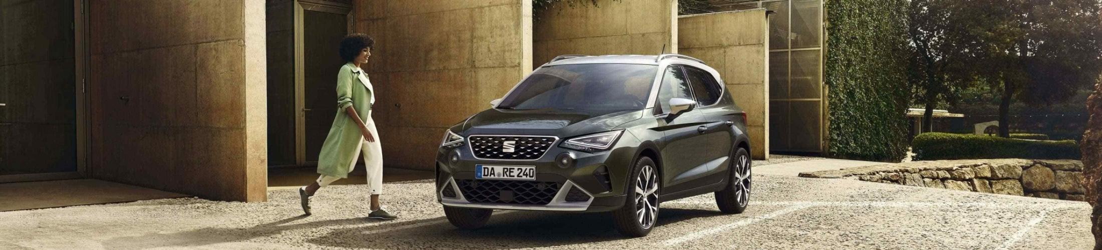 Frontansicht eines Seat Arona